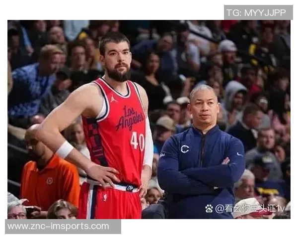 罗威替补表现出色四投全中贡献八分八板一断一帽正负值全队唯一正值